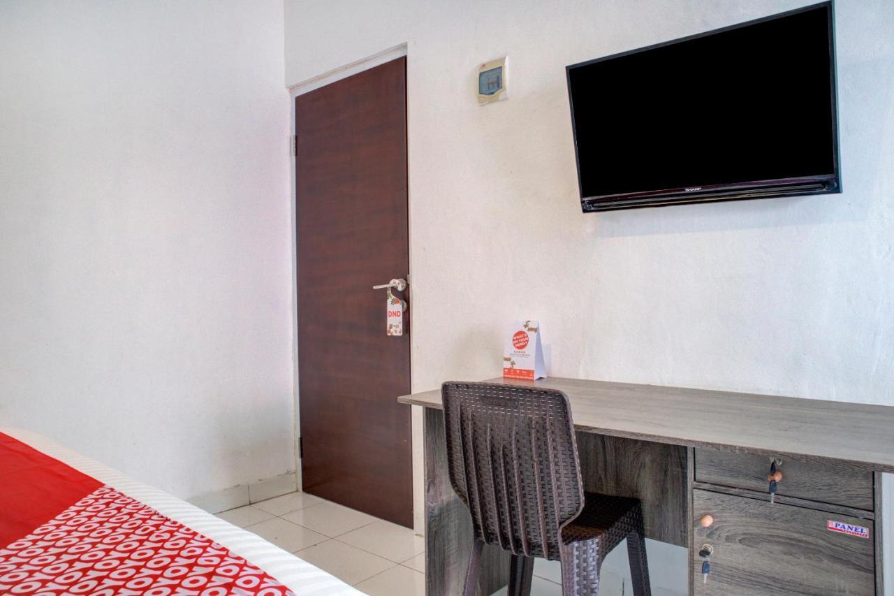 Oyo 3690 Wisma Yani Syariah Padang (Sumatra) Exterior foto