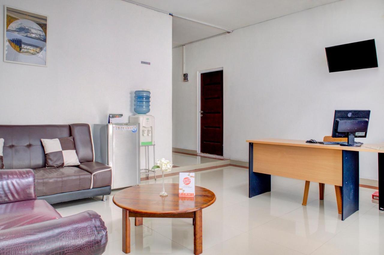 Oyo 3690 Wisma Yani Syariah Padang (Sumatra) Exterior foto